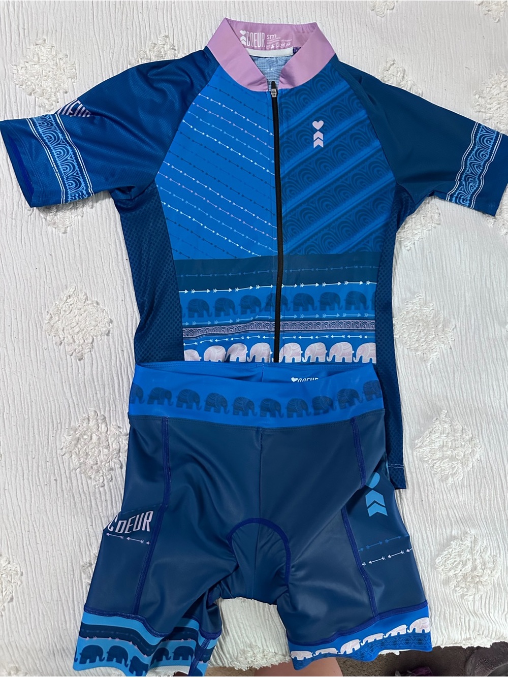 Coeur Sports Tusk cycling kit - size small